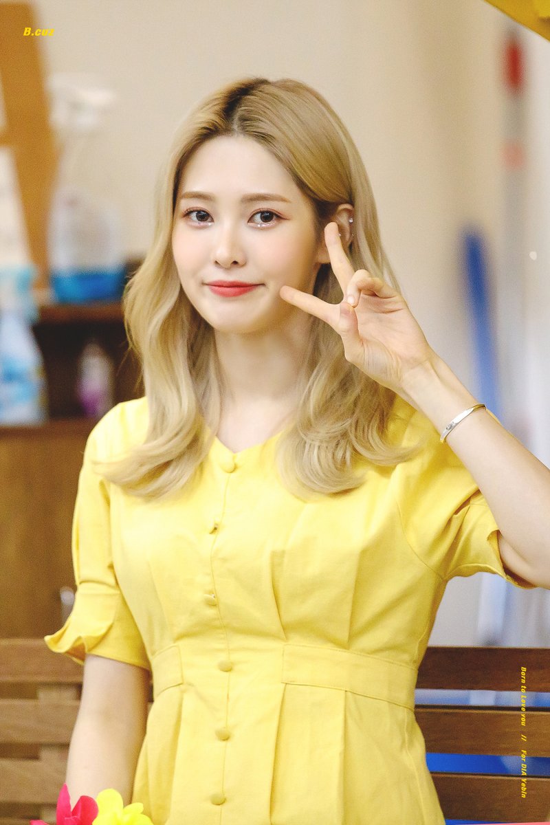 Because_yebin's tweet photo. 200808 HQ

 #DIA #예빈 #다이아 #YEBIN #백예빈 @dia_official https://t.co/2uSxYalsX5