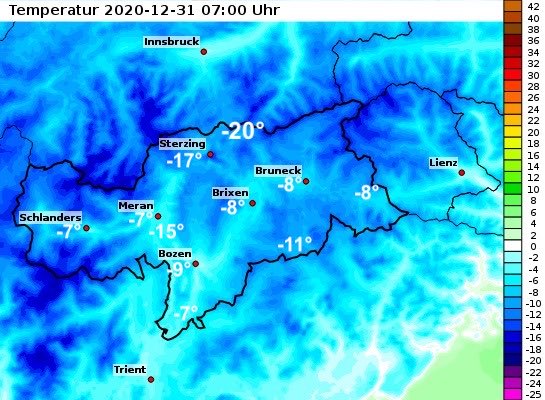 DieterPeterlin's tweet photo. Eine eisige Nacht liegt hinter uns. Besonders sticht heute das Etschtal heraus, mit -15° gehört #Gargazon zu den kältesten Orten Südtirols. Über schneebedecktem Boden, den es hier selten gibt, kühlt es besonders stark ab, während im Pustertal eine „wärmende“ Hochnebeldecke liegt. https://t.co/1YCcx3JBKo