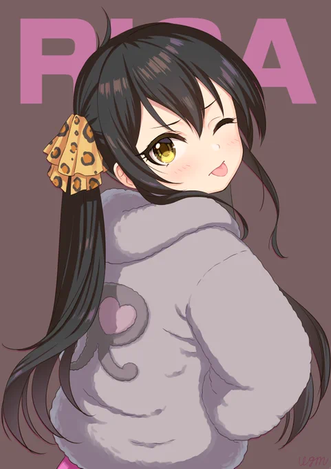 セールでビッグシルエットボアパーカーを買ったので的場梨沙ちゃんに着てもらいました? 
