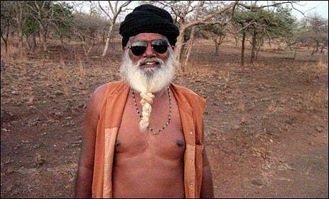 24. A special polling station is set up for a lone voter in the middle of Gir ForestMahant Bharatdas Darshandas has been voting since 2004 and during every election since then,a special polling booth is set up exclusively for him as he is the only voter from Banej in Gir forest.