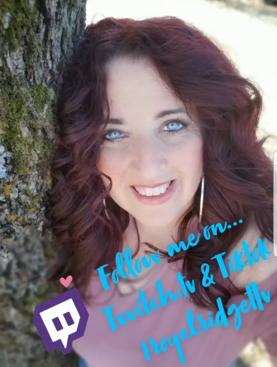 1RoyalRidge's tweet photo. 📣Thank you to all my amazing friends, followers, and fans for an awesome year!! 👍 Just too many to even start listing.🥂 I love you all so very much and truly am grateful for you and the significant part you have played in my journey. 💛💞
#TwitchStreamers #twitchgirl #Fortnite https://t.co/6c8S6xgFMA