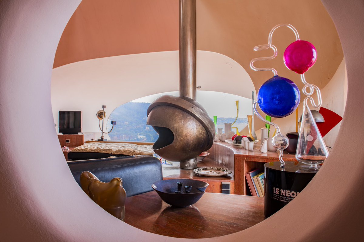 Hommage à Pierre Cardin. À la découverte du Palais Bulles
📸 Julio Piatti 
➡️ bit.ly/3pD7yJ8