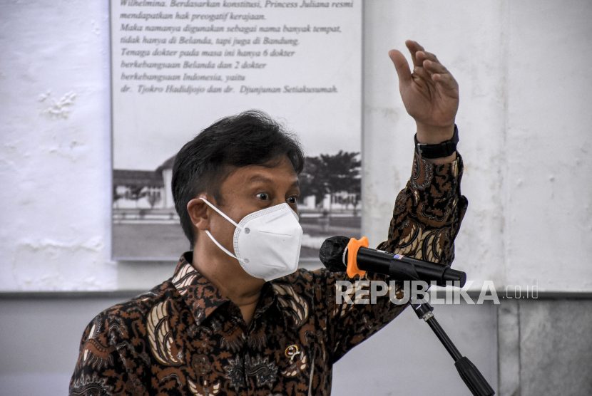 Ocxie's tweet photo. Program Vaksinasi Butuh Waktu Lebih dari Satu Tahun https://t.co/wjWxjvmnMk https://t.co/kUk2V1fzcw