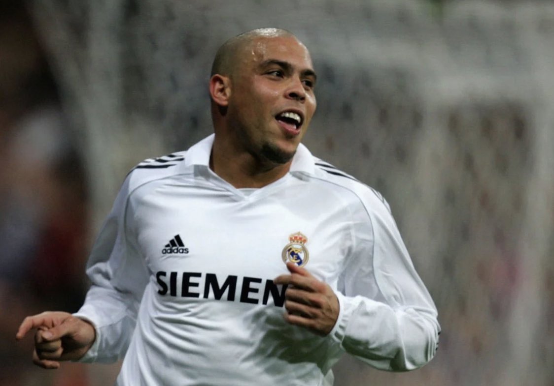 7. RONALDO DE LIMA- BARCELONA/REAL MADRID, AC MILAN/INTER MILAN