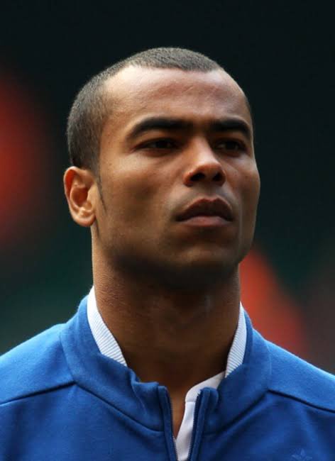 9. ASHLEY COLE- ARSENAL/CHELSEA