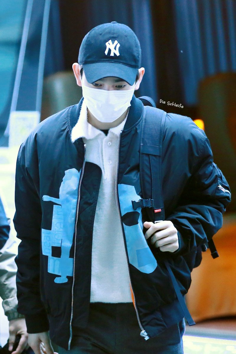 early this year Jinyoung went to Taiwan to film for the movie "Yacha" that has yet to be released  #진영  @GOT7Official