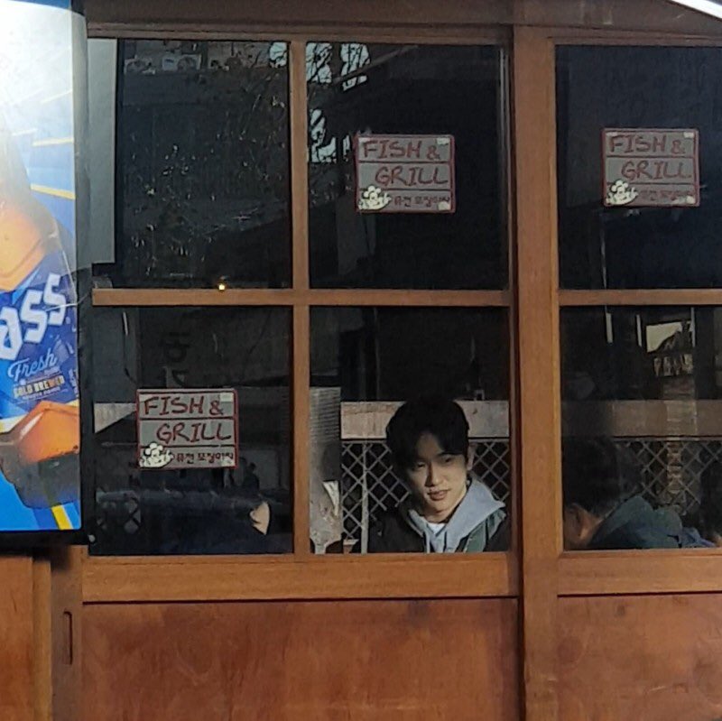 Jinyoung is currently filming for his new drama "Devil Judge" which is going to air next year  #진영  @GOT7Official