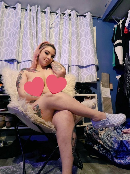 FOLLOW MY ONLY FANS FOR FREE TODAY 🥰🥰 link in bio 😛🖤🍒 NEW BJ VIDEO UP NOW! #brazzersِ #pawglife #daddyslilgirl<a href="/tag/pinkhair"class="tags"><span>#pinkhair</span></a><a href="/tag/gothgirl"class="tags"><span>#gothgirl</span></a><a href="/tag/sexywoman"class="tags"><span>#sexywoman</span></a><a href="/tag/thickgirlthursday"class="tags"><span>#thickgirlthursday</span></a>