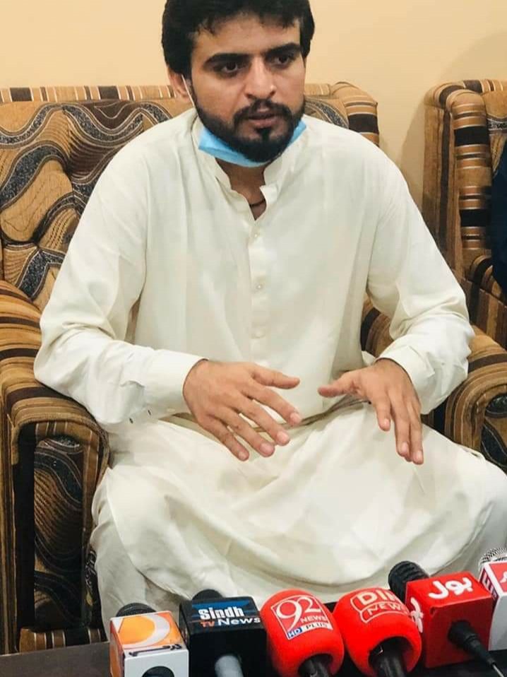 LaLa Rauf Raza Tunio (@lalarauf1) on Twitter photo The Act which is Done in Dist Ghotki that is Unbearable&Highly Condemnable When a Constitution allow to assemble us for our Rights in Article 16 then how can Law Enforcement agencies revoke them
So,I Strongly Condemn this Act&Demand Justice from IG Sindh & SSP Gothki <a href="/psfmansoor/">Mansoor Shahani</a> The Act which is Done in Dist Ghotki that is Unbearable&Highly Condemnable When a Constitution allow to assemble us for our Rights in Article 16 then how can Law Enforcement agencies revoke them
So,I Strongly Condemn this Act&Demand Justice from IG Sindh & SSP Gothki <a href="/psfmansoor/">Mansoor Shahani</a>