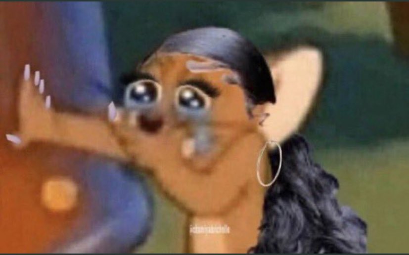 I let myself into the compound and I see his friends cars so I'm getting worked up ju Hawa boys wake hukua nyokssss,in my mindBc I cook for them host them all the time and still they let him cheat