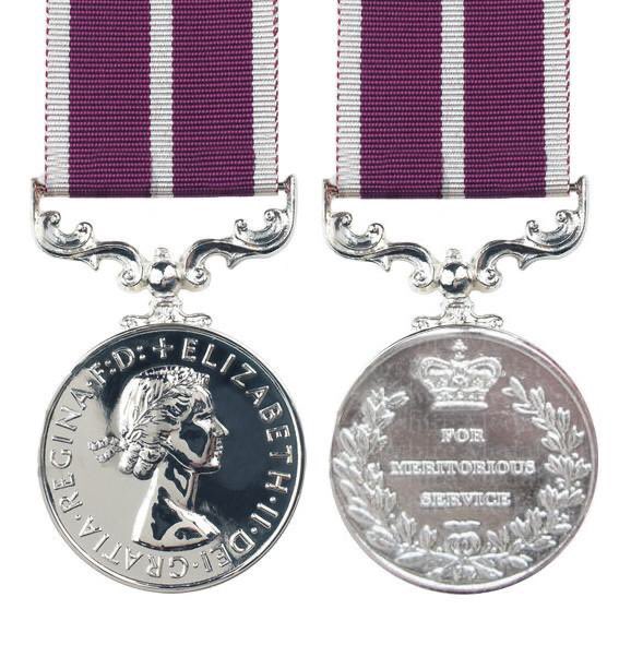 Congratulations go to WO1 A Gibson @RSM_ASC He has been recognised in Her Majesty’s New Years Honours list. The Meritorious Service Medal (MSM) awarded for outstanding and meritorious service for over 20years. @ArmyCeremonial @schinf @armyitcspbn @BritishArmy