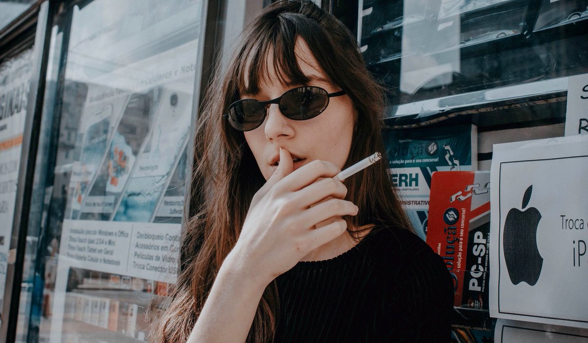 SmokFet's tweet photo. #smoking #fetish #freshmaterial https://t.co/upvxP4QvpP