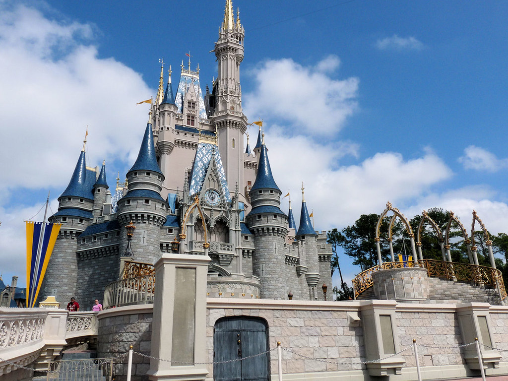 みつき ディズニーパークwiki على تويتر Enchanted Storybook Castle By Clryu T Co Qk8ojp5dqj みつき ディズニーパークwiki على تويتر Enchanted Storybook Castle By Clryu T Co Qk8ojp5dqj