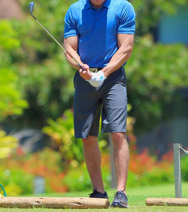 Golf has been the hardest of sells on hypertrophy. The culture had always bought into muscle bound trope.Until  @b_dechambeau zigged while everyone else was zagging. Most of the golfers I’ve been working have been in on this “secret sauce” for a while.