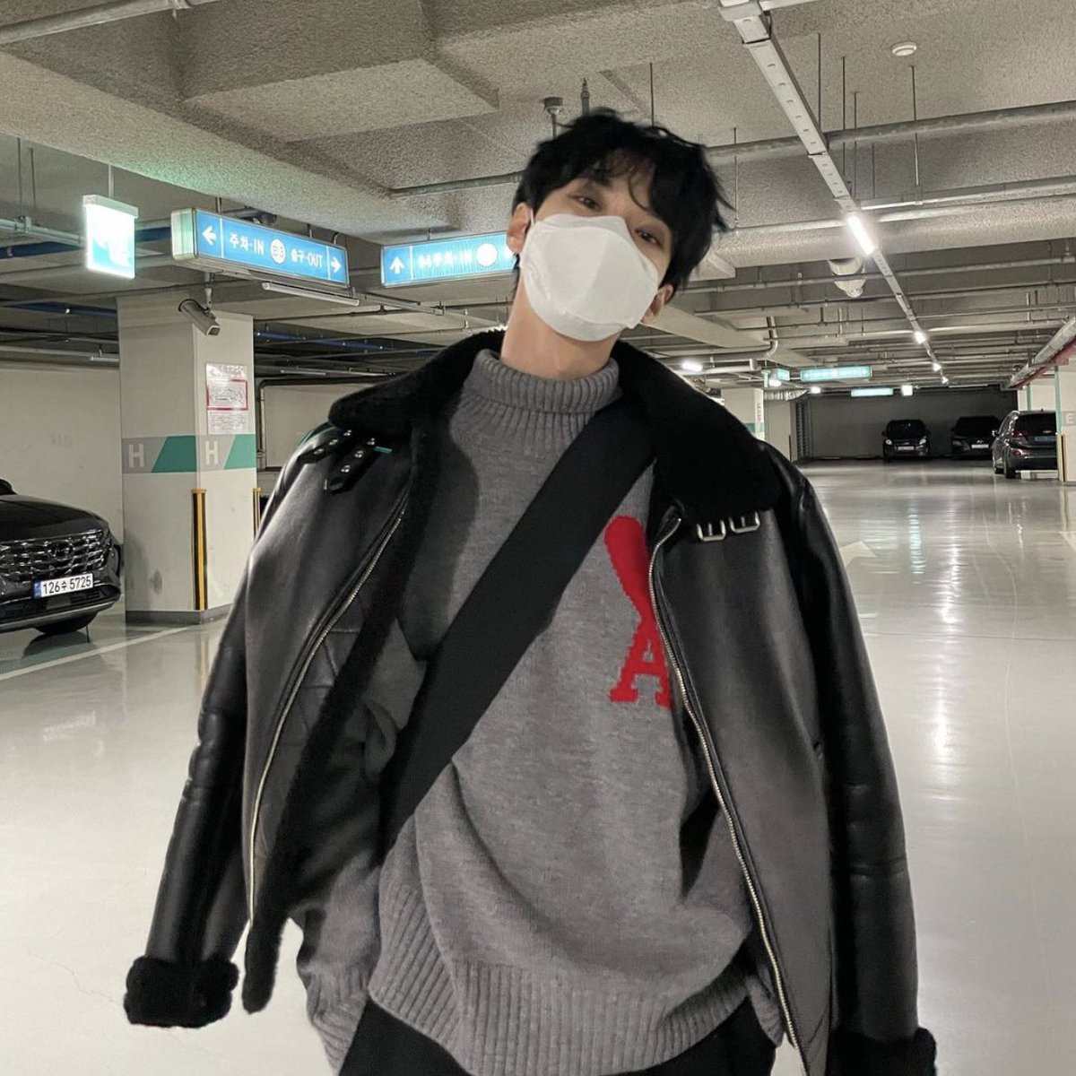 forvalentineboy's tweet photo. KIM DOYOUNG OF NCT????? https://t.co/Oab2sfUGzf