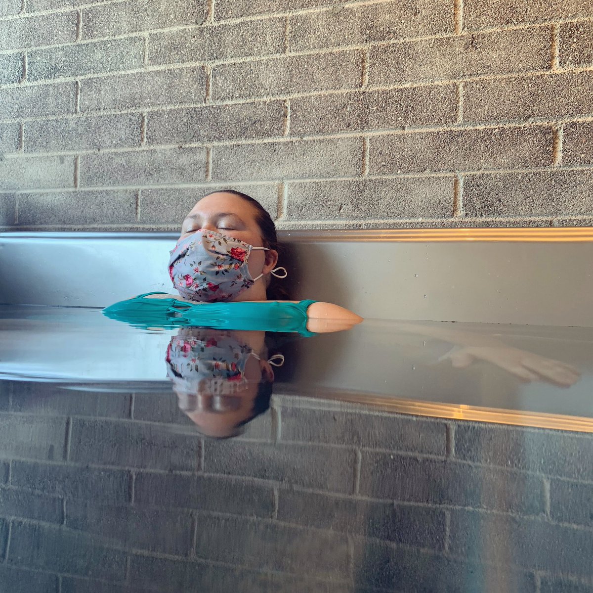 balunsdaz's tweet photo. Reflecting on 2020 &amp; Ready to #getBALUNSD in 2021! Wishing you balance &amp; happiness! Happy New year! https://t.co/6ChUC2Jx2U