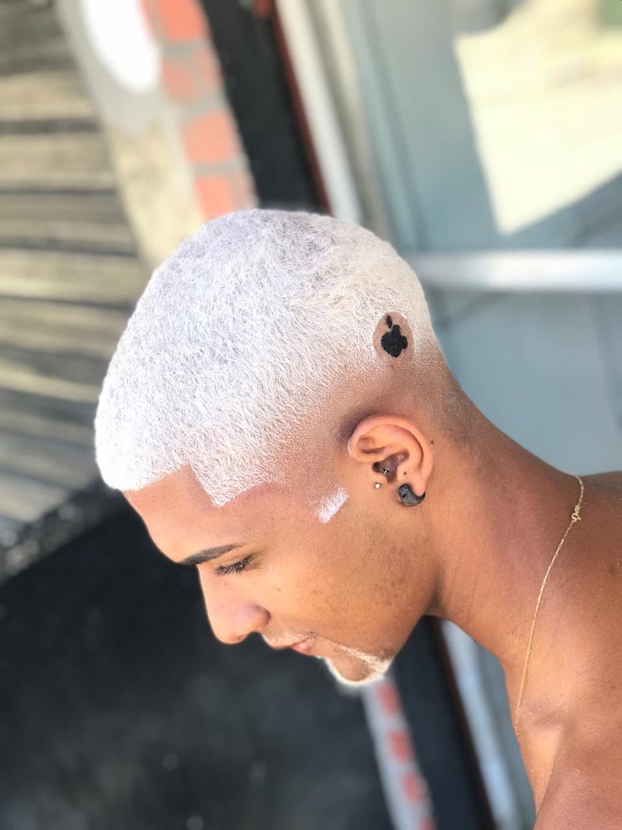 22eocamassary's tweet photo. vem brinca na neve rs ..⛷🥶 https://t.co/yAVCkoKDZB