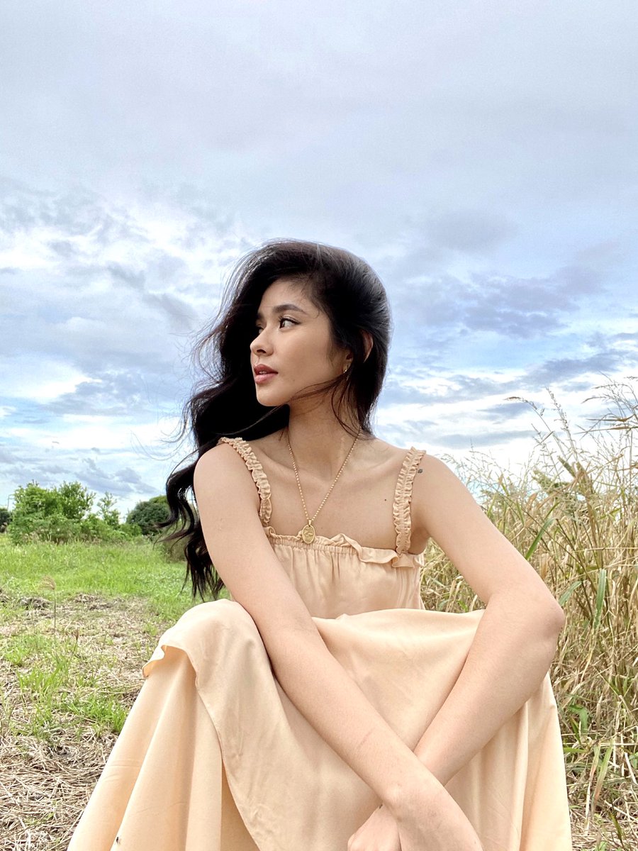 iamAndalioLoisa's tweet photo. to new beginnings ✨🙏🏼👋🏼❤️
Happy New Year Pilipinas!!!!! 🎆🎇 https://t.co/pxVbIZGB9Y