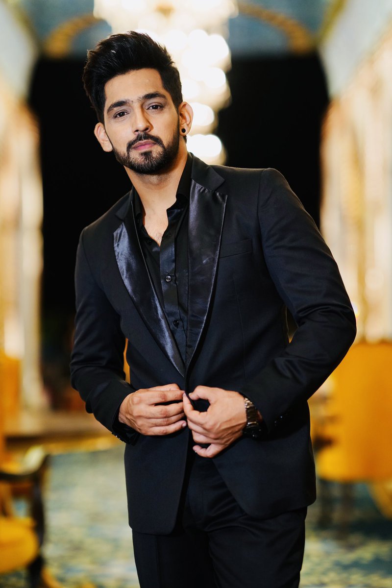 humblemotionpic's tweet image. Jeeta ਜਿਲਾ ਸੰਗਰੂਰ ZILA SANGRUR 🎬
@GippyGrewal @BABBALRAI9 @humblemotionpic  @ZilaSangrur
 #PrinceKanwalJitSingh 
 #ManeeshBhatt  @iaarushisharma @raghveerboli #SandeepBansal @PitaaraTv @raghveerboli @bhana_la @vinodaswal1313 #zilasangrur