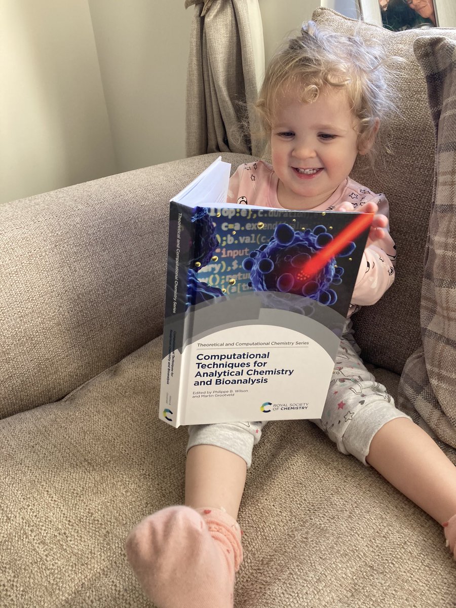 Clearly an excellent belated Christmas present for anyone in the family - our new edited volume in the @RoySocChem TheoChem series arrived today. Thanks to all contributors @AntonioMonari @DelemotteLab @Marcel_Swart @BenitaPercival @kamerlinlab and many others! @ntu_research