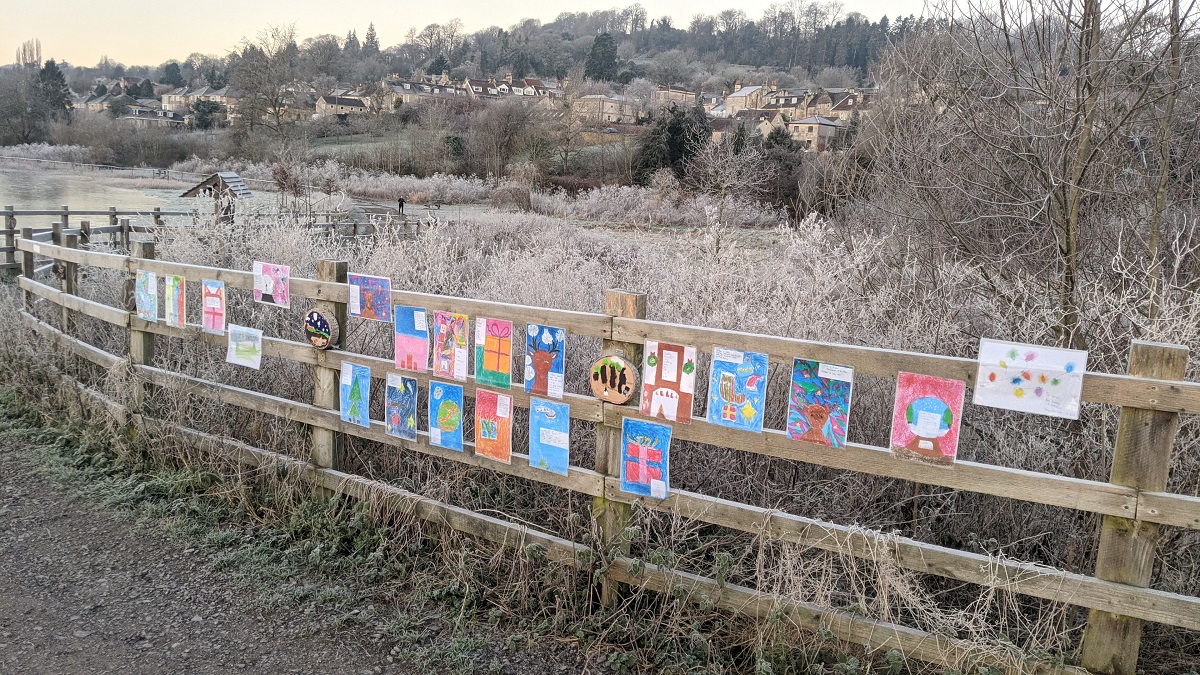Gorgeous splash of colour from the <a href="/BatheastonPri/">Batheaston Primary</a> School children.  Brightens up a very cold morning ... thankyou.  <a href="/BathAsmith/">Alison Smith</a> <a href="/BatheastonHead/">Batheaston Head</a> <a href="/Aliceundo/">Alison Harper</a> <a href="/BatheastonFobs/">Friends of Batheaston School - FOBs</a>