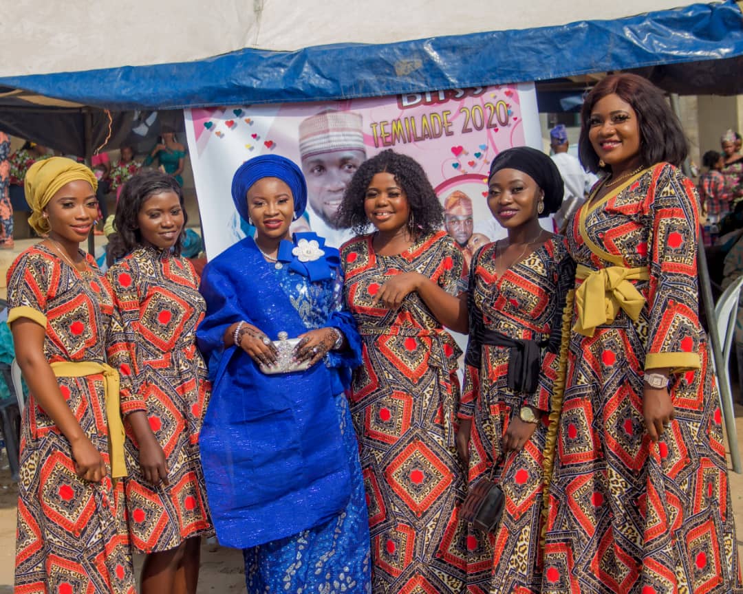 adebusola_alli's tweet photo. #temilade"2020 https://t.co/6kHpEBcL9u