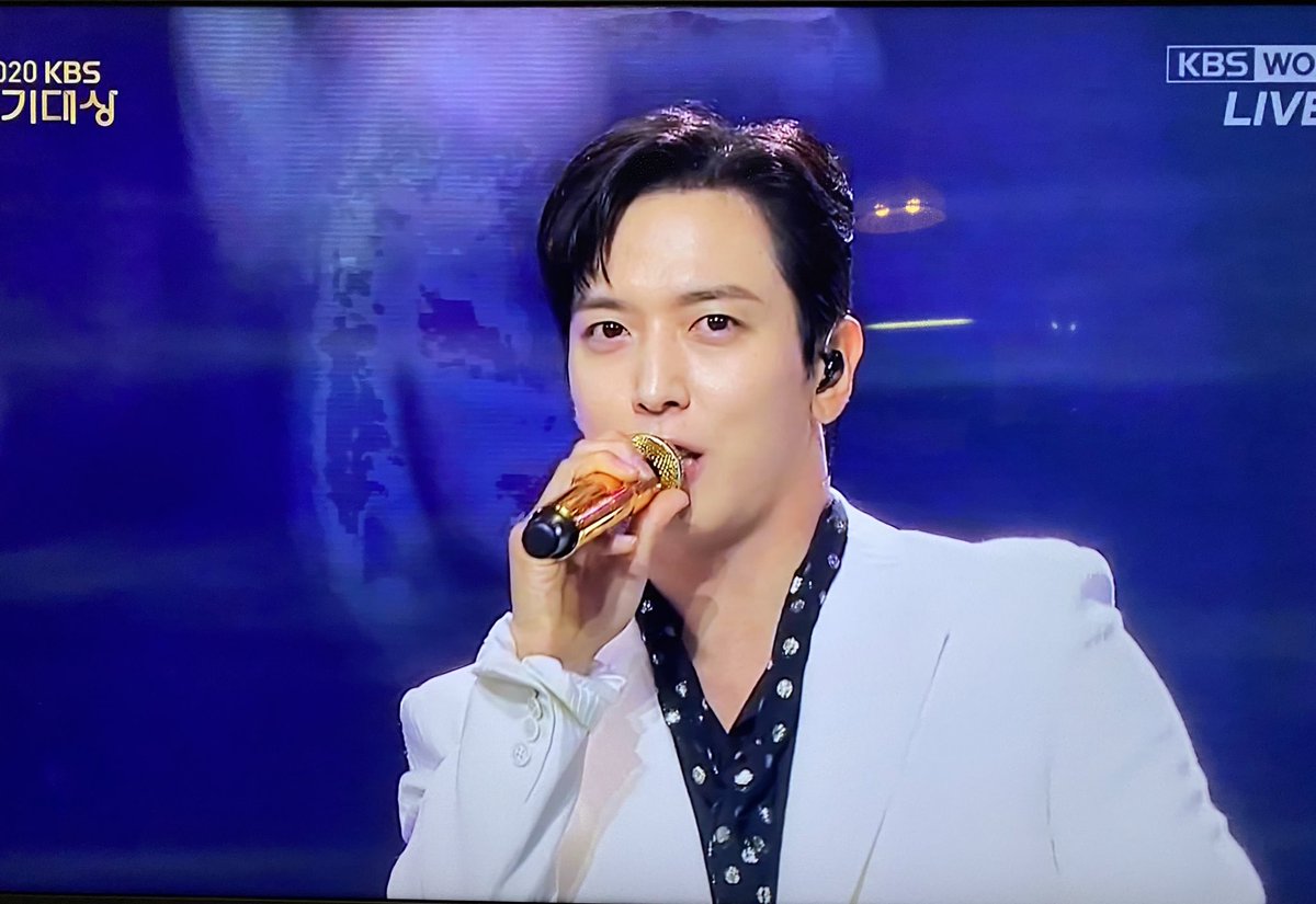 blue_blue_love's tweet photo. ❤️❤️❤️좋아용🥰
#정용화 #봄바람 
@JYHeffect https://t.co/OHE9E9zlkA