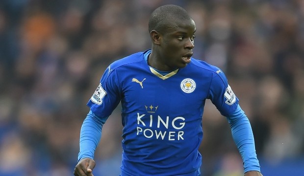 Selon  @BBCSport, avec ces critères, c'est près de 332 joueurs des ligues anglaises qui n'auraient pas pu évoluer là-bas en 2016On peut penser aux cas de Kanté ou Mahrez, qui n'avaient pas joué au niveau international avant de rejoindre l'Angleterre.  https://bbc.com/sport/football/35919247