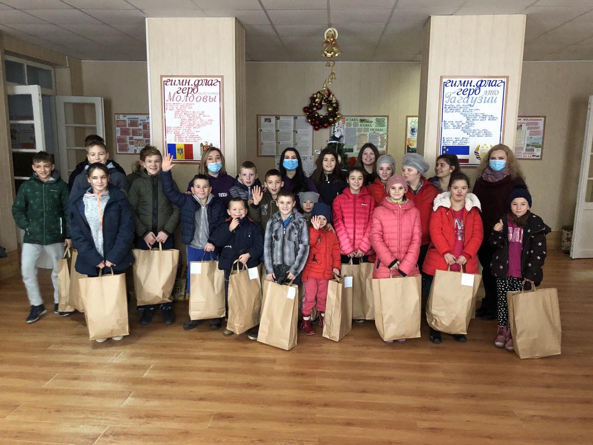 Fundația Moldcell tweet media