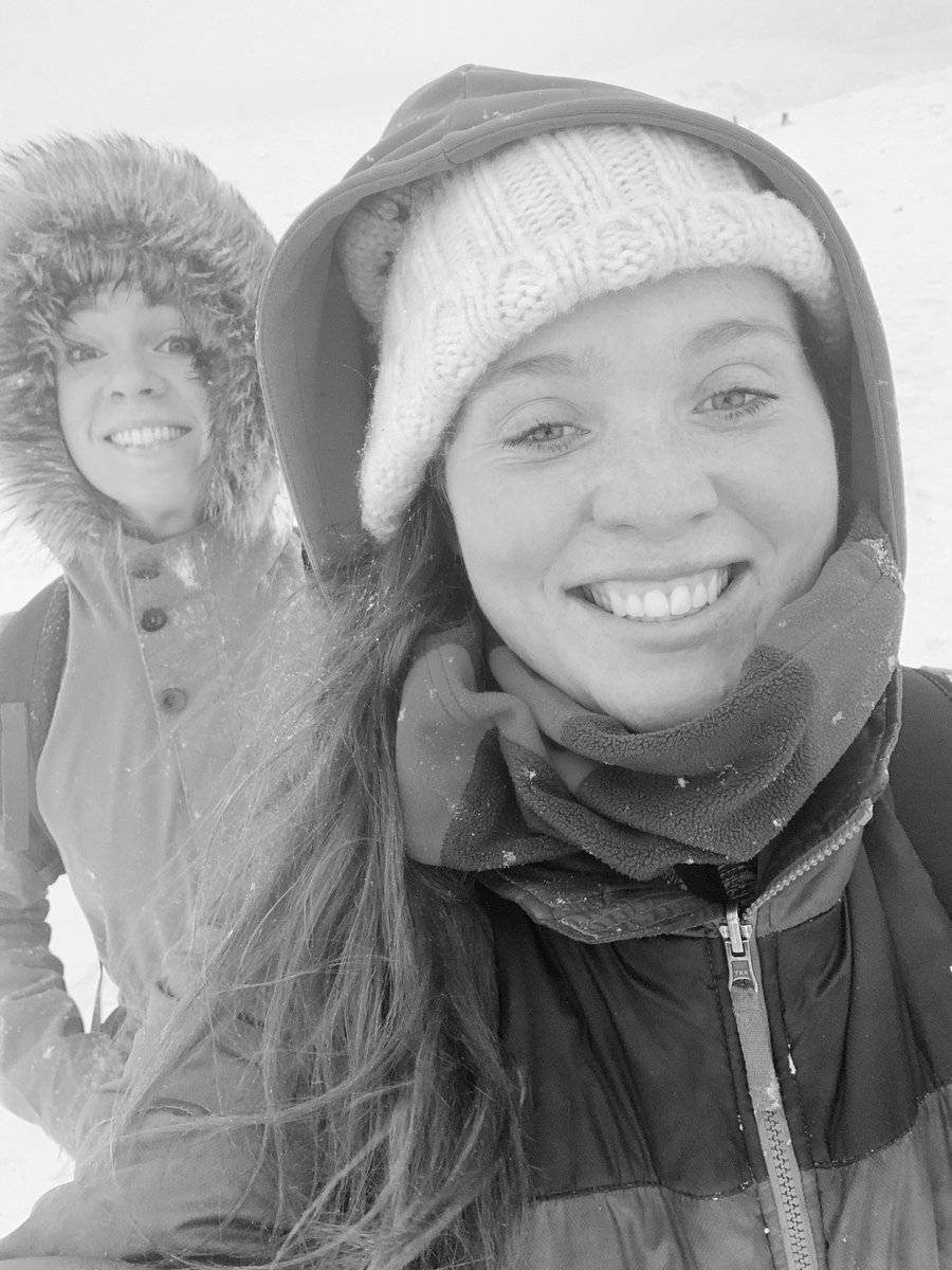 ferg2112's tweet photo. Where else can you be up a mountain in snow, by the beach and in the city in a morning #ohedinburgh #home #endingtheyearinstyle #herestobigger https://t.co/NPIGCXqqrF