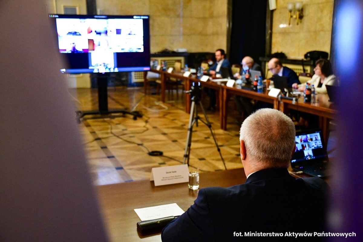 MAPGOVPL's tweet photo. 📸#FotoWspomnienie2020

#MAP2020
#MAPwObiektywie2020
#AktywaPaństwowe 
@SasinJacek @ZGryglas https://t.co/oqhpVBPwsM
