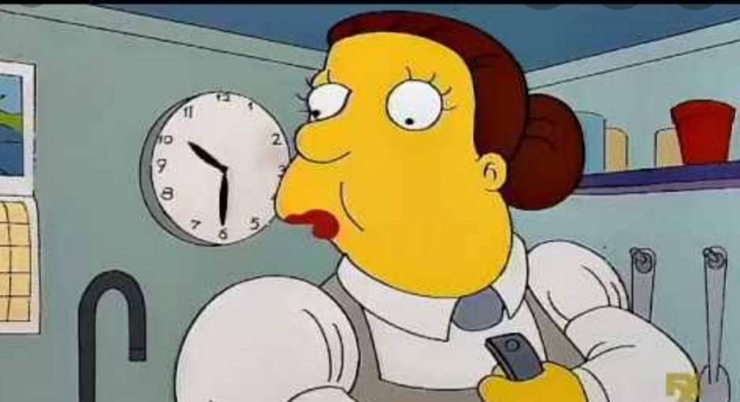 Simpsonairo's tweet photo. #LoViEnFacebook
-¡Pues vacúneme señora!
-Bueno. https://t.co/miLOk2pKnl
