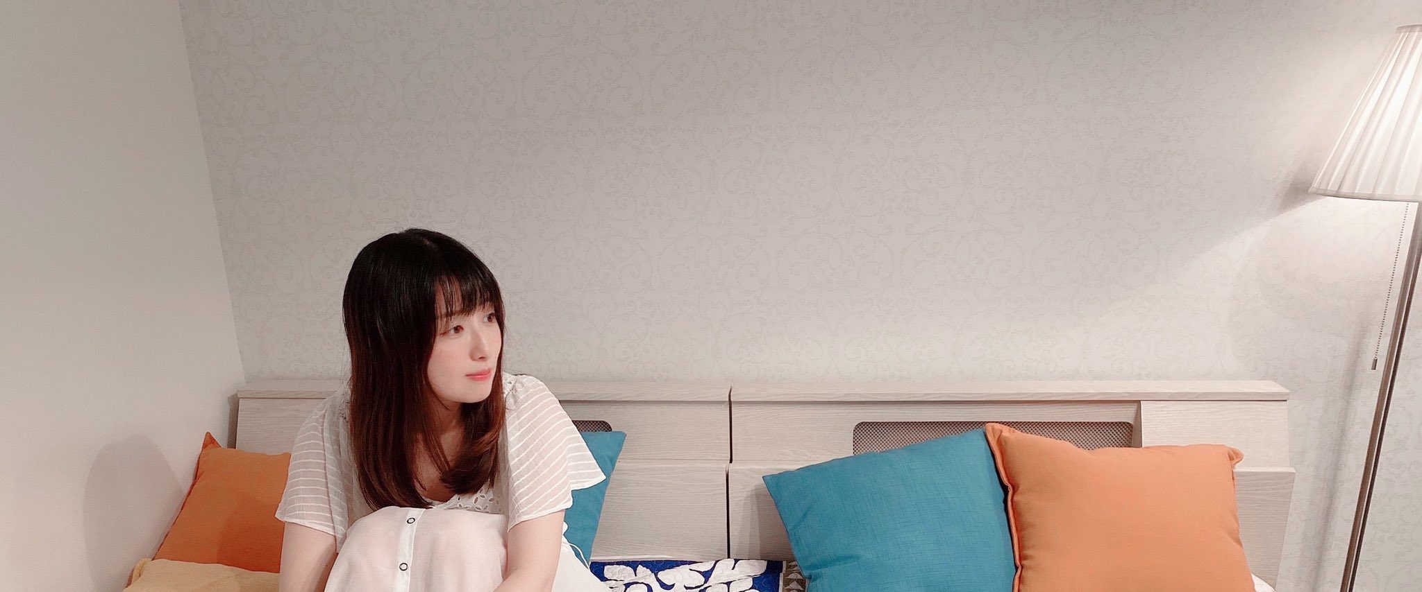 長谷美希 年も数時間になりましたね 今までと異なることの多い一年でしたが 自分にできることを模索して一歩を踏み出した年でもありました 多くの方に支えられているなと改めて感じて 何気ない一言に励まされてはやり取りできることに感謝する
