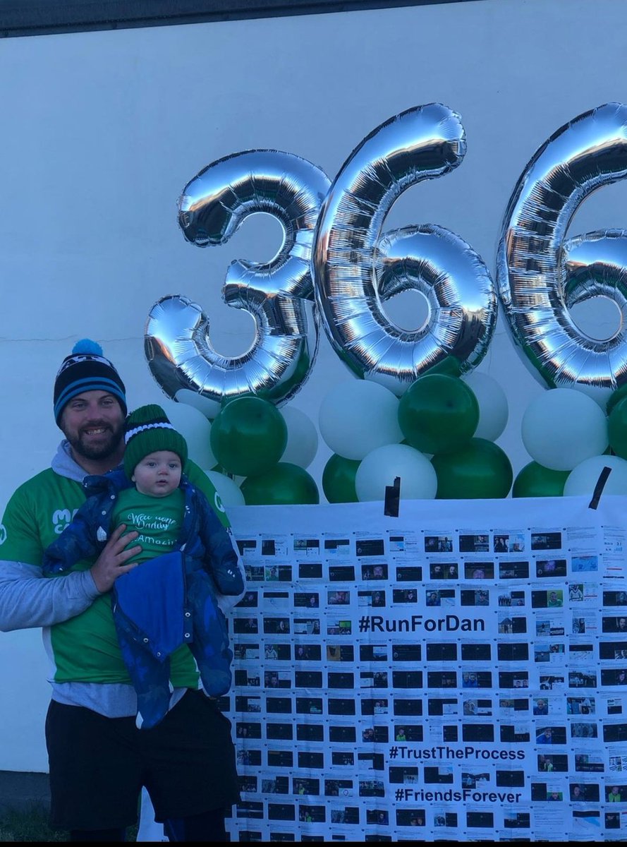 Lee Dixon tweet media