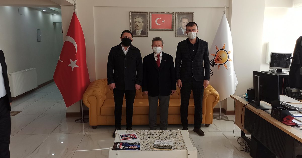 Yozgat Genç Memur-sen heyeti olarak AK Parti İl Başkanlığı'na atanan Yusuf Başer Başkanımıza hayırlı olsun ziyaretinde bulunduk.

Başkanımıza yeni görevinde başarılar diliyoruz.Rabbim hayırlı işler yapmayı nasip etsin inşallah