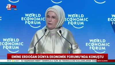 blue__coffee's tweet photo. @birincimucahit @stargazete @ersoydede Bize Eğitimsiz diyor :))
Sen git onu @EmineErdogan söyle.

İlkokul mezunu Emine Erdoğanın uzman akademisyenlere hatta profesörlere konferans veriyor. 🤣🤣🤣🤣🤣

Türkiye yetmemis birde WEF,de Konferans vermis.😂😂😂
Pes ya, Pes,!

#haddinibilersoydede #asicifasistler #haber https://t.co/hfM3jbWApL