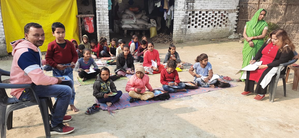 Mohalla classes run up in C.S UMARE DAHLO, TAZWAPUR, BAHRAICH....
A small effort by school staff for our kids.....in covid scenario
<a href="/DMBahraich/">DM BAHRAICH</a> 
<a href="/i_tweetu/">Adv. Lalita Pradeep</a> 
<a href="/SarvendraEdu/">Sarvendra Vikram</a> 
<a href="/BahraichBsa/">BSA Bahraich</a> 
<a href="/PF3GDZ1uLw2gckm/">आकाश दुबे</a> 
<a href="/beoashoksingh/">ashoksingh</a>