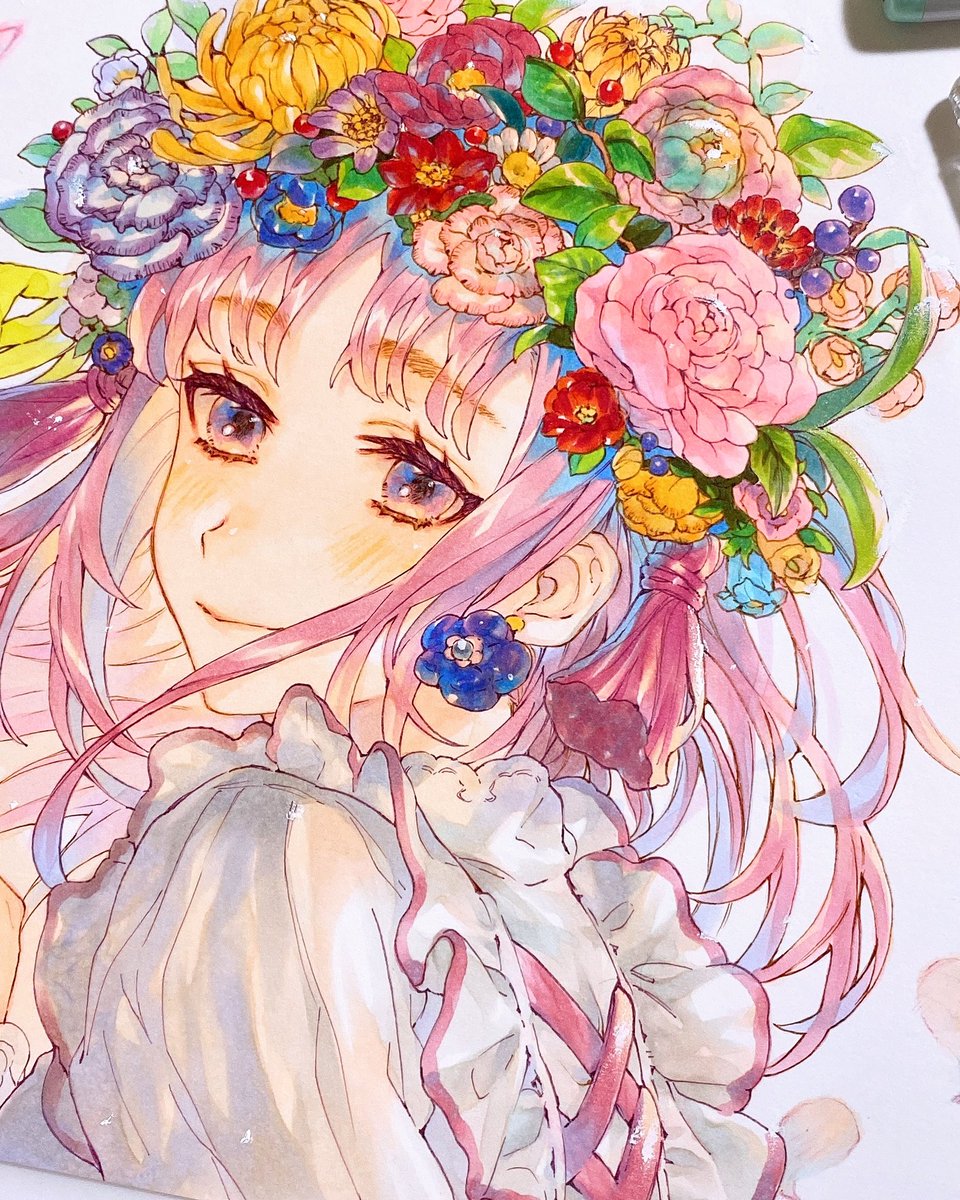 「たくさんの花を?

#コピックツインズ企画
最後にギリギリ参加間に合いました…!」|なっそ💡のイラスト
