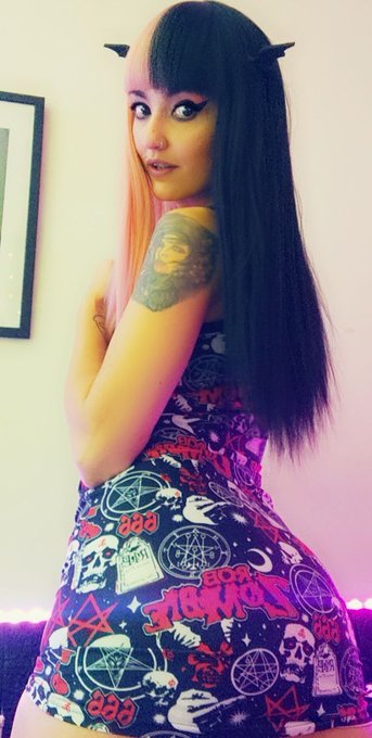Happy new year! 💝💝 @chaturbate @cam_promote  @chaturbate_eu @ChaturbateMode @evilbros34 @Fan_Of_Glamour<a class="tags" href="/tag/chaturbate">@chaturbate</a><a class="tags" target="_blank" title="On Twitter" href="/?out=eyJ0eXAiOiJKV1QiLCJhbGciOiJIUzUxMiJ9.eyJpYXQiOjE3Mjc4NDQyNTIsImlzcyI6InR3cG9ybnN0YXJzLmNvbSIsIm5iZiI6MTcyNzg0NDI1MiwiZXhwIjoxNzU5MzgwMjUyLCJyZWRpcmVjdF91cmwiOiJodHRwczovL3R3aXR0ZXIuY29tL2NhbV9wcm9tb3RlIn0.t52sVYsfutbNBZ9OMPqiT_ZbfzoTIl8WyRt8J-lZrnyASXXYzt_Dck64Okrs5lHwEwq9EJPI6qzKCTLTUDze9A">@cam_promote</a><a class="tags" href="/tag/chaturbate">@chaturbate</a>