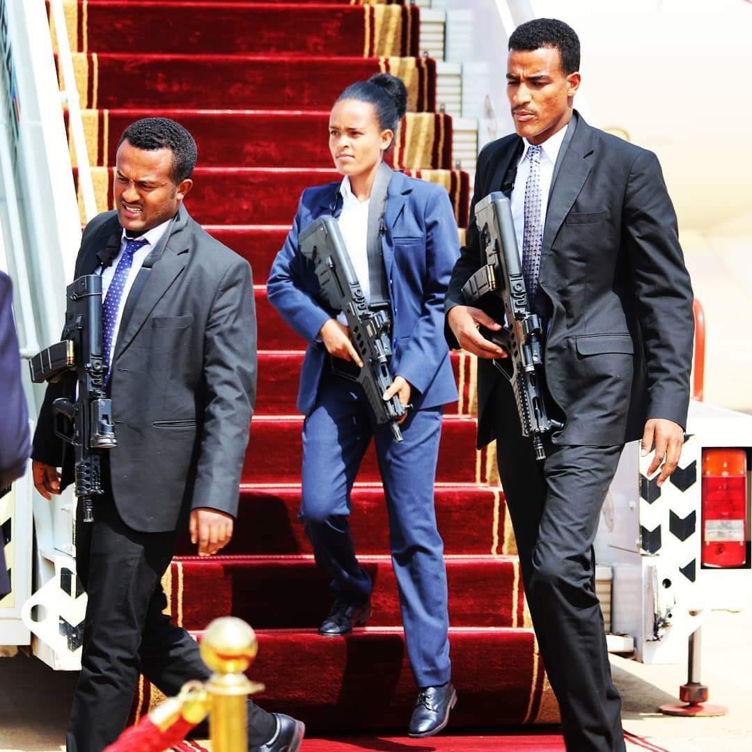 FJ on X: IMAGES: Bodyguards of Ethiopian PM Abiy Ahmed with Israeli-made  Tavor CTAR-21 assault rifles.  / X