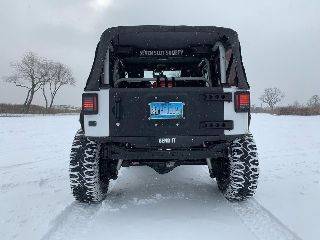 Peep that product placement 😂  Thank you for the support @whtjeep!

#4x4 #jeeplife #jeepnation #jeepbeef #jeepfamily #jeeplifestyle #jeepthing #jeepin #itsajeepthing #jkon37s #2doorjk #milestartires #milestarpatagonia #sevenslotsociety