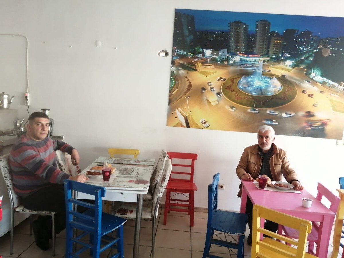 Acısıyla, tatlısıyla, iyisiyle kötüsüyle bir yıl daha geçti. Hoş geldin yeni yıl. Mutlu Yıllar…