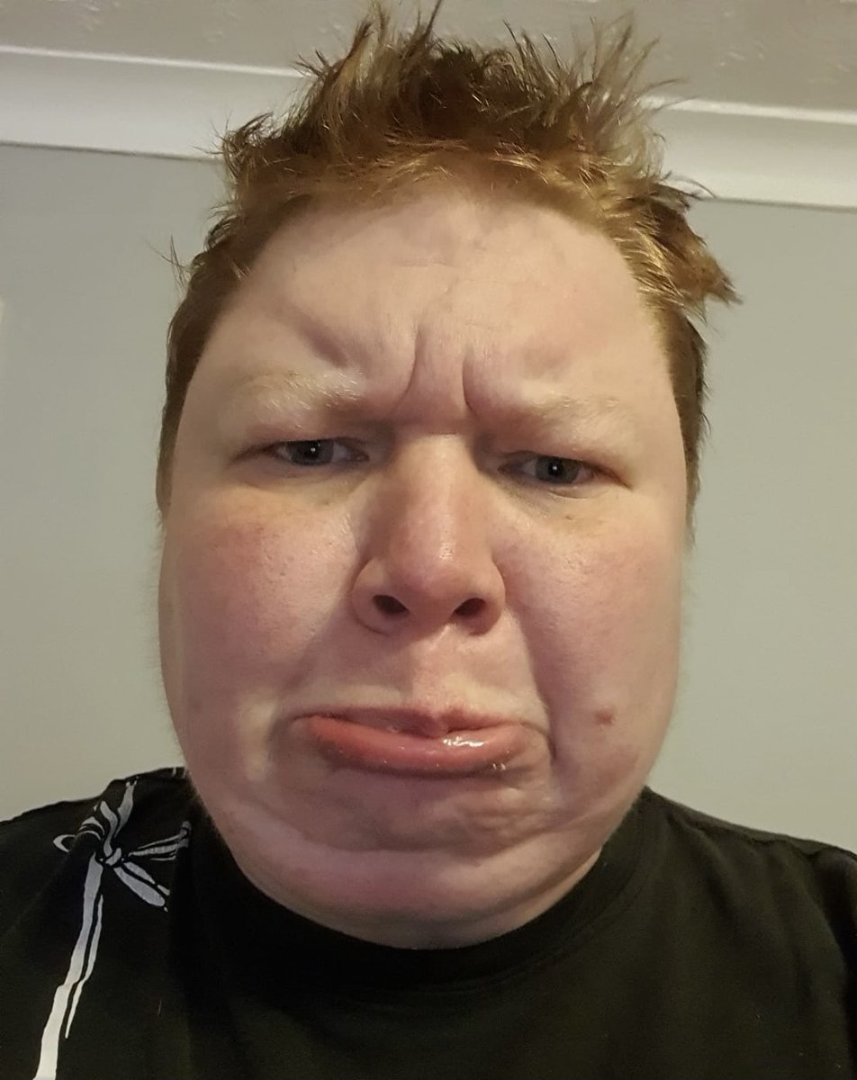 🥳 Birthday Girl 🥳 

Tam turned 41 today 😯 asked her to smile for the camera and this is what we got. 

We are delivering a few NYE afternoon teas and then will be celebrating her birthday after 🥳 🎉 🎂