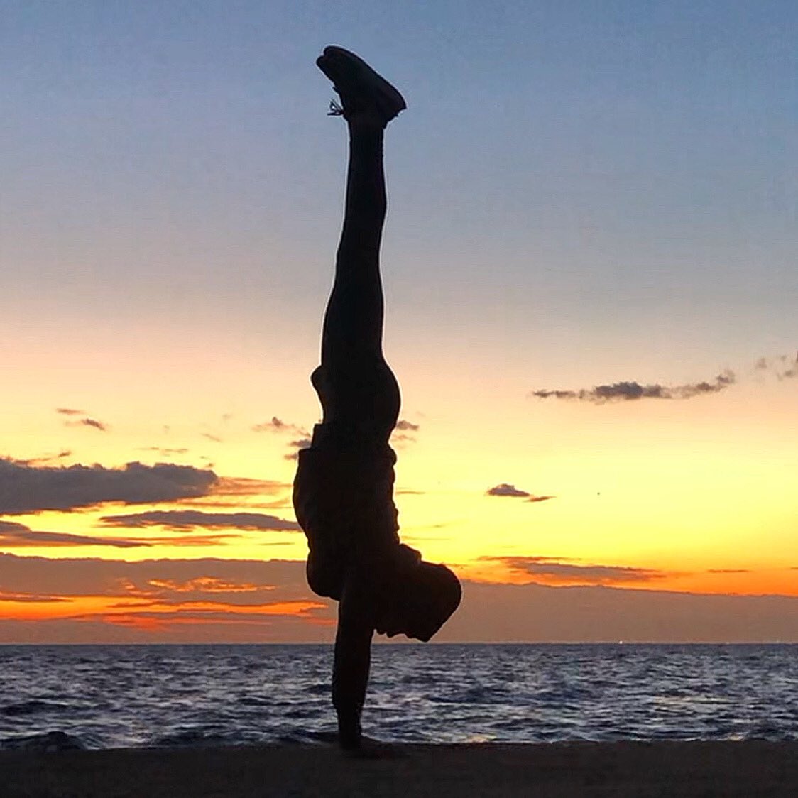 If you are reading this, then I want to THANK YOU! So many of you showed up for me in ways and at times that were SO unexpected this year! I feel so blessed!Whatever 2021 brings, let’s commit to stay positive, stay connected and serve the light in each other and ourselves! #love