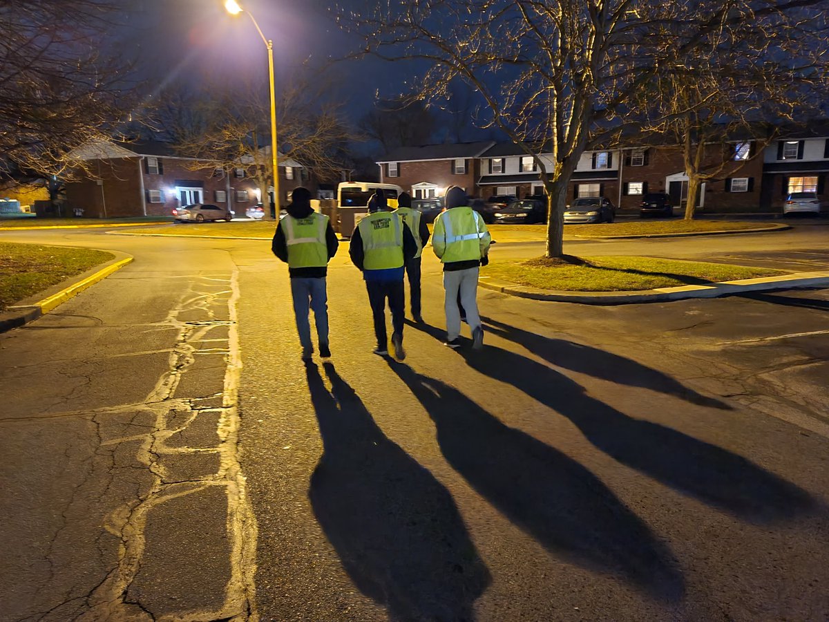  @Indytenpoint has 30 volunteers who give 6 hrs a wk, & patrol in 5 dangerous hotshot areas in city. TenPoint gives each volunteer a small stipend for their service. These volunteers risk their lives nightly to try to save at-risk youth/young adults from violence, death, & prison.