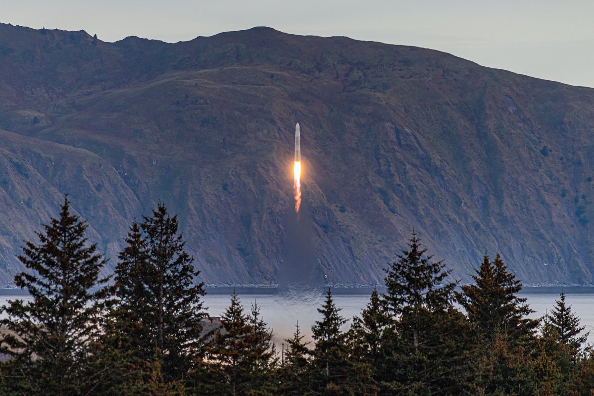 Smallsat launcher Astra exited stealth mode this year, and I’ve had the privilege of working closely with the company as they iterate toward orbit. This year, I spent ~40 days in Kodiak, AK across four trips!Astra made their first orbital attempt with Rocket 3.1 in September: