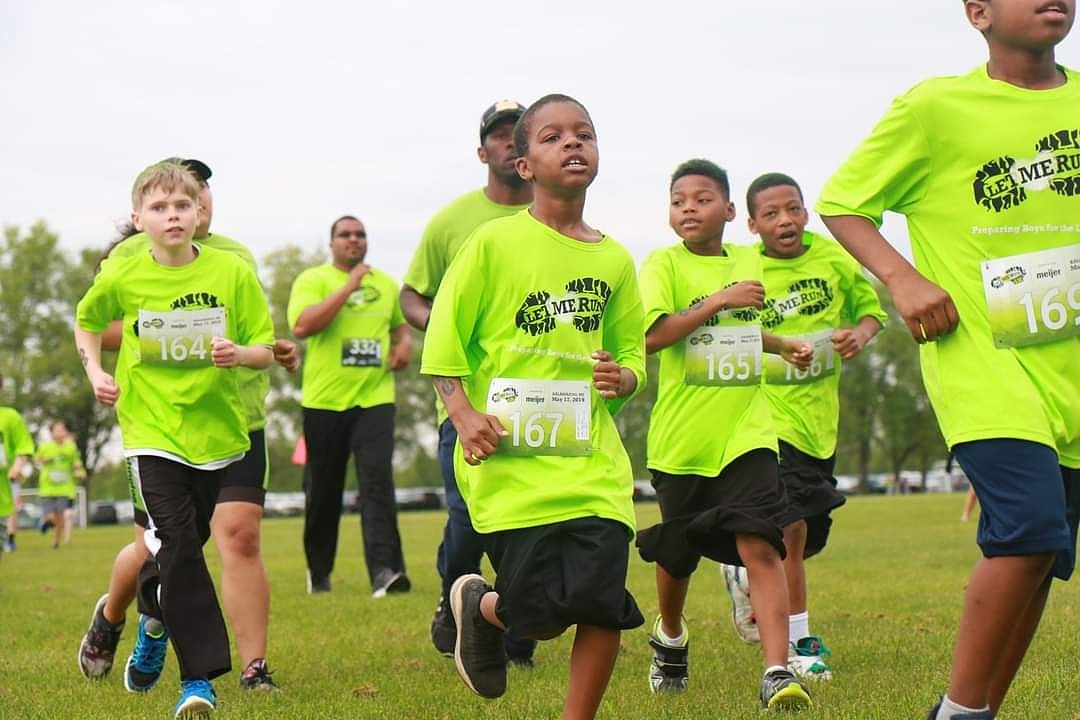 #Parent Prompt 3: LET ME RUN!
instagram.com/p/CJYxdK6pdzV/…