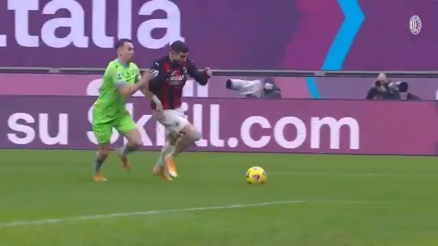 A true test of our mettle: #MilanLazio, what a match, what a curtain closer to 2020 🔚🗓️💫
Brought to you by @skrill
#SempreMilan https://t.co/KFkhWuf237