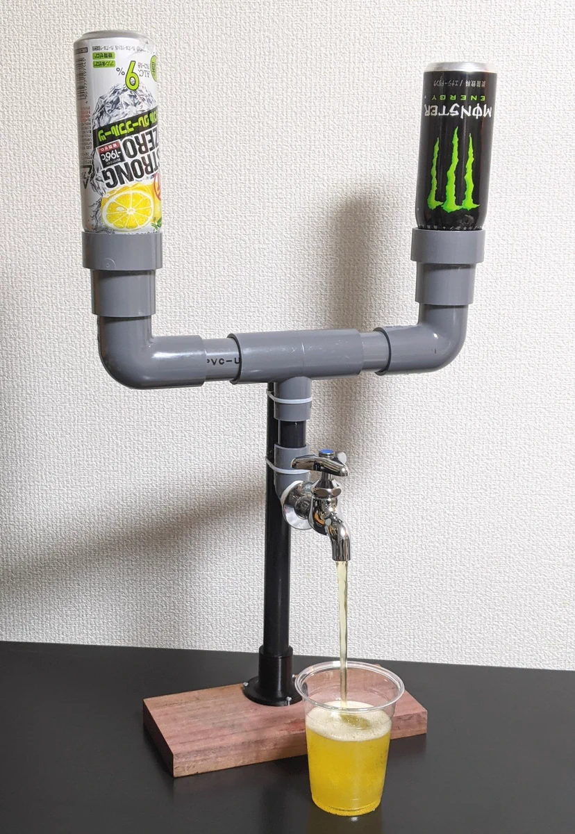 新年早々、限界すぎるブツが出来上がる！空をも飛べそうなドリンクサーバー…！