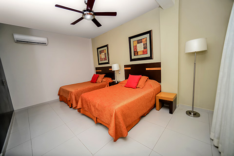 EncantoRivCondo's tweet photo. Descubre nuestras impecables instalaciones en: https://t.co/xe3phuKXDg
.
.
#EncantoRiviera #playadelcarmen #rentavacacional #condominio #hotel #ViajaSeguro https://t.co/vgDTCAo1RZ